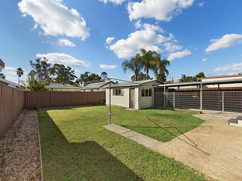 37 Alford Street, Quakers Hill NSW 2763