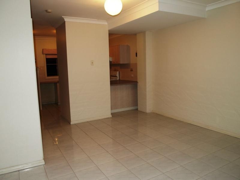 13/19 Torrance Crescent, Quakers Hill NSW 2763