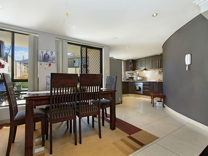 26 Sealy Street, Mount Lewis NSW 2190