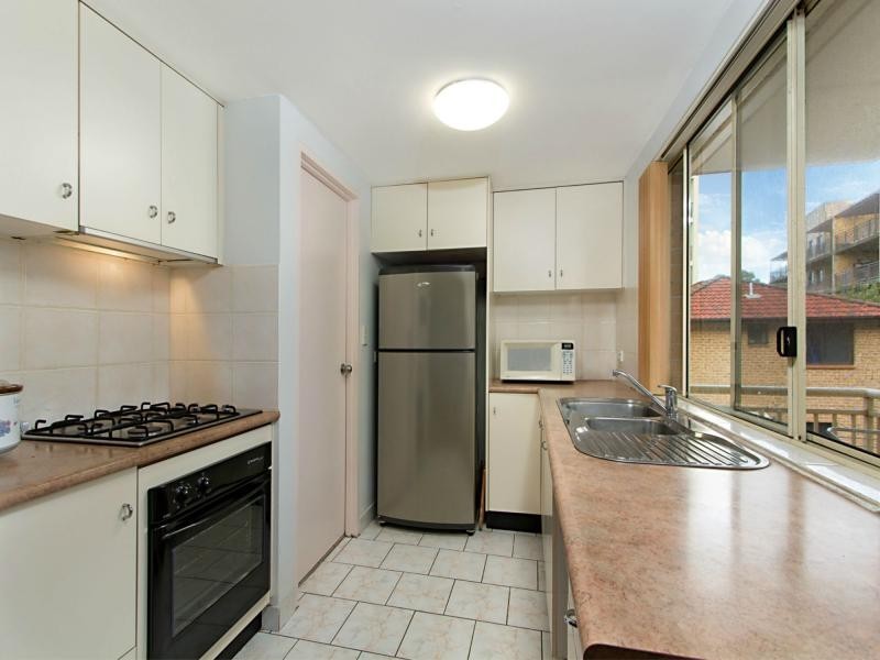 18/8-10 Fifth Avenue, Blacktown NSW 2148