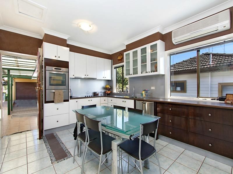 10 Dingle Street, Riverstone NSW 2765