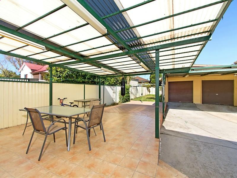 10 Dingle Street, Riverstone NSW 2765