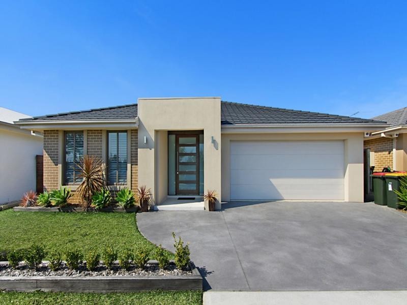 38 Paddle Street, The Ponds NSW 2769
