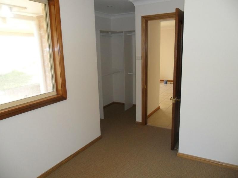 4 CALEEN Street, Glenwood NSW 2768