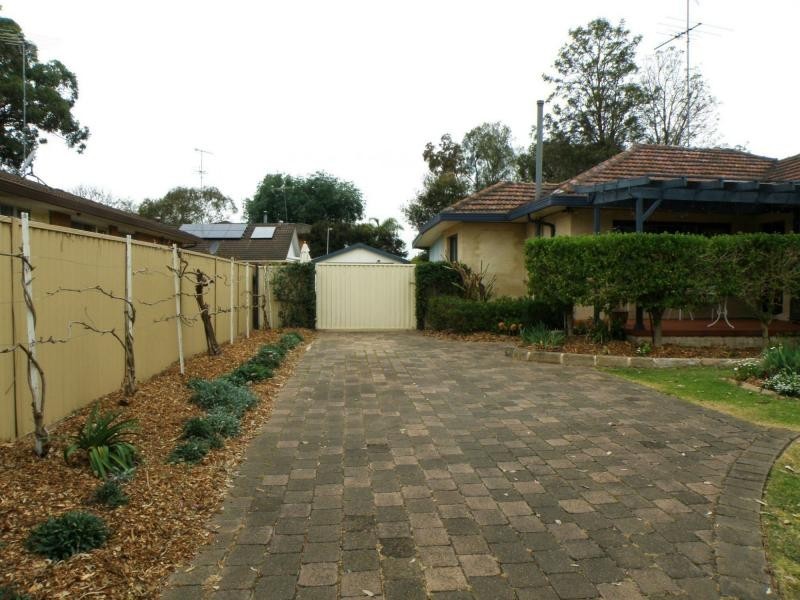 6 Plimsoll Street, Mcgraths Hill NSW 2756