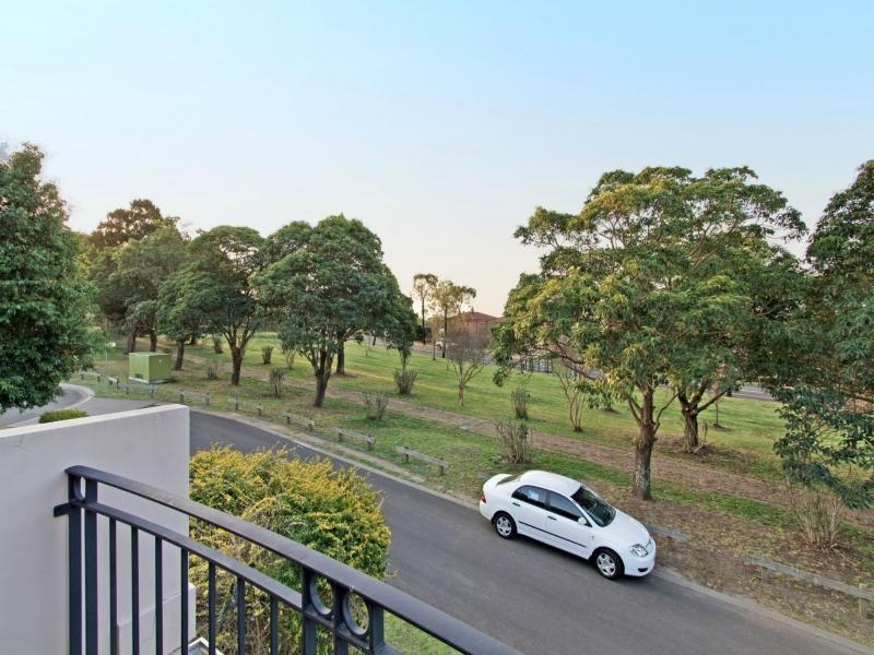 7 Matara Way, Glenwood NSW 2768