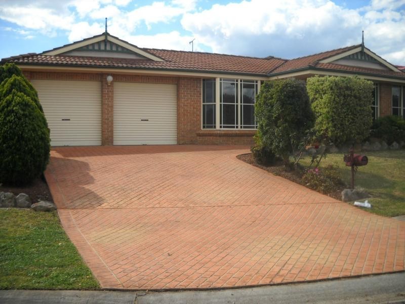 26 Olwen Place, Quakers Hill NSW 2763