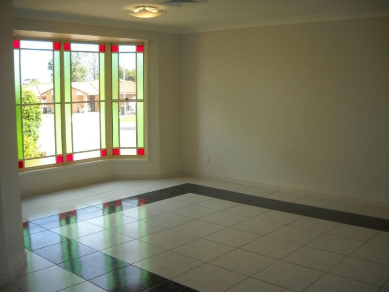 26 Olwen Place, Quakers Hill NSW 2763