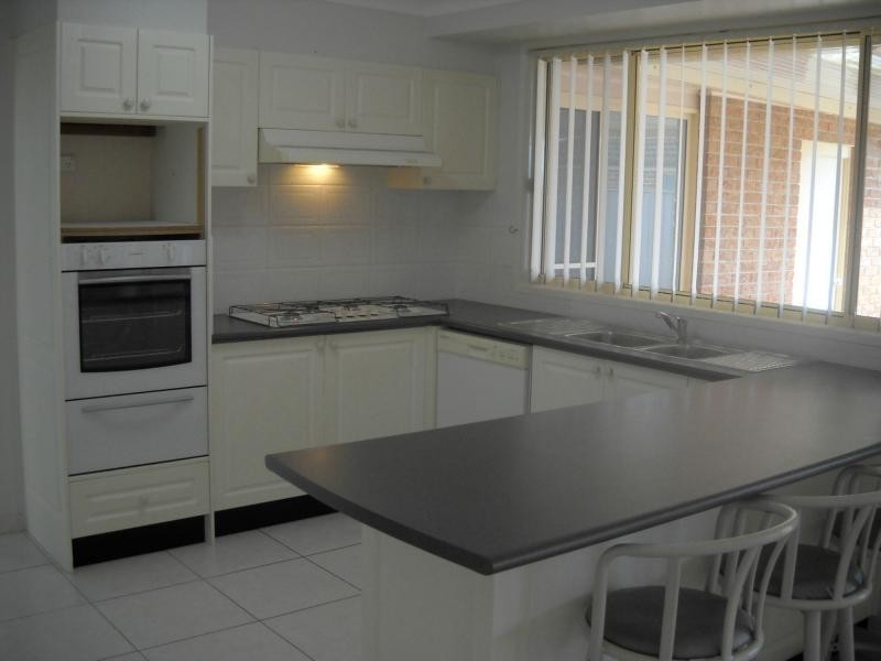 26 Olwen Place, Quakers Hill NSW 2763