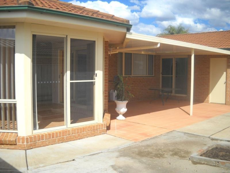 26 Olwen Place, Quakers Hill NSW 2763