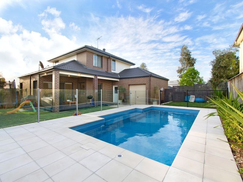 15 Riverbank Dr, Kellyville Ridge NSW 2155