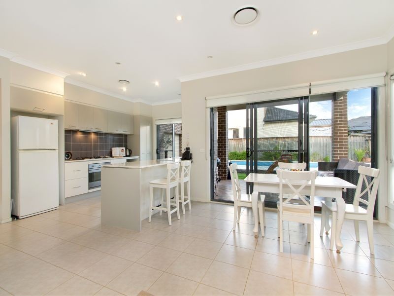 15 Riverbank Dr, Kellyville Ridge NSW 2155