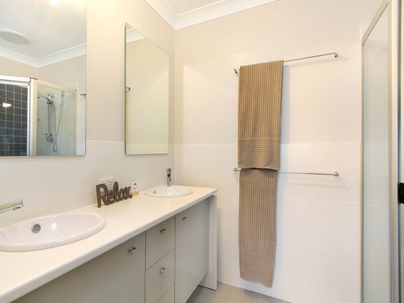 15 Riverbank Dr, Kellyville Ridge NSW 2155