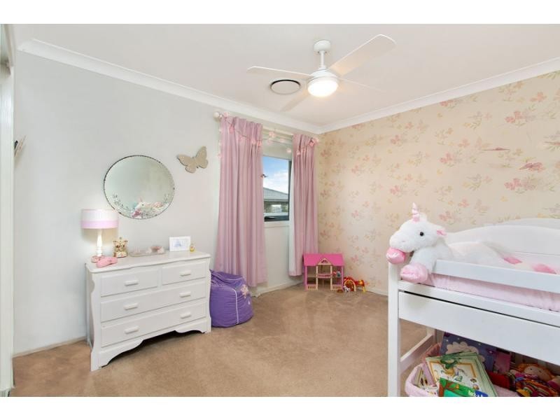 15 Riverbank Dr, Kellyville Ridge NSW 2155