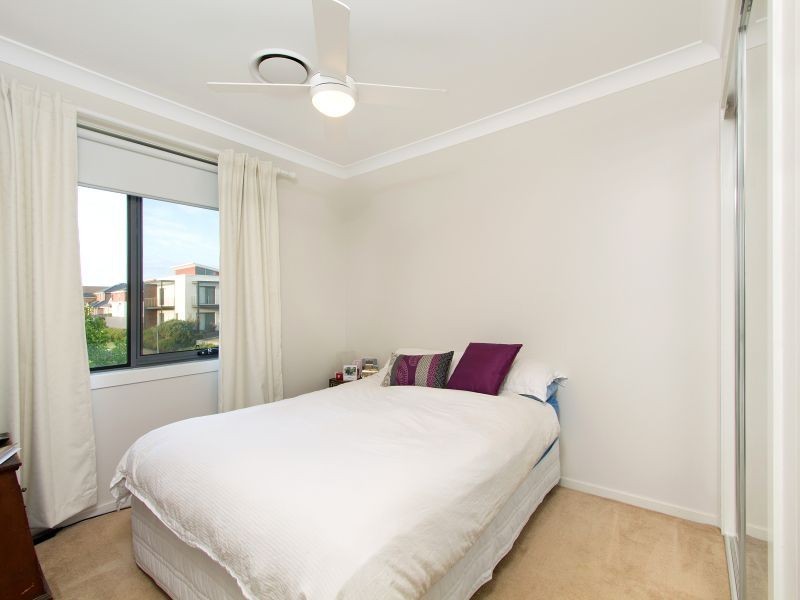 15 Riverbank Dr, Kellyville Ridge NSW 2155