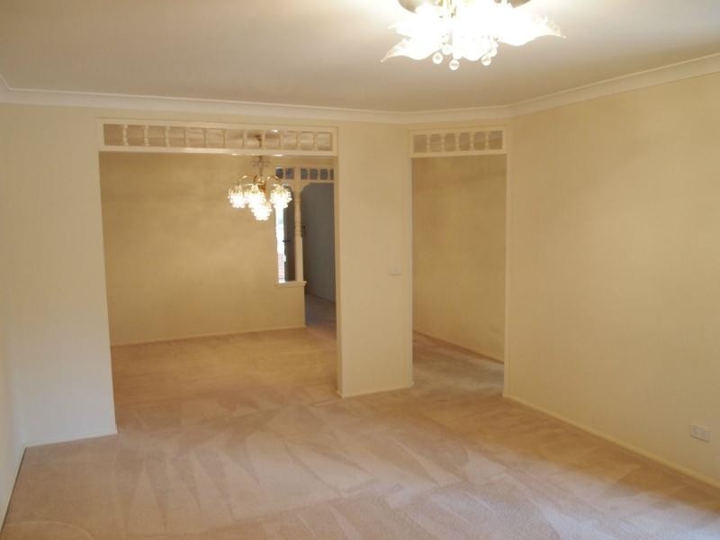 14 Burrinjuck Drive, Woodcroft NSW 2767