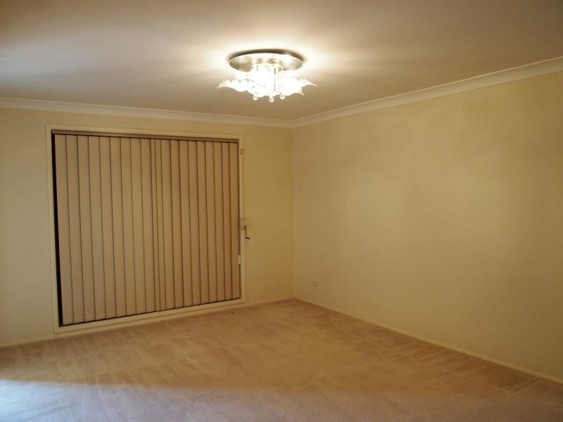 14 Burrinjuck Drive, Woodcroft NSW 2767