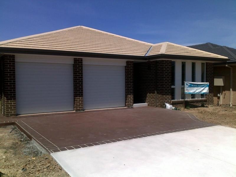12 CAPERTEE Street, The Ponds NSW 2769