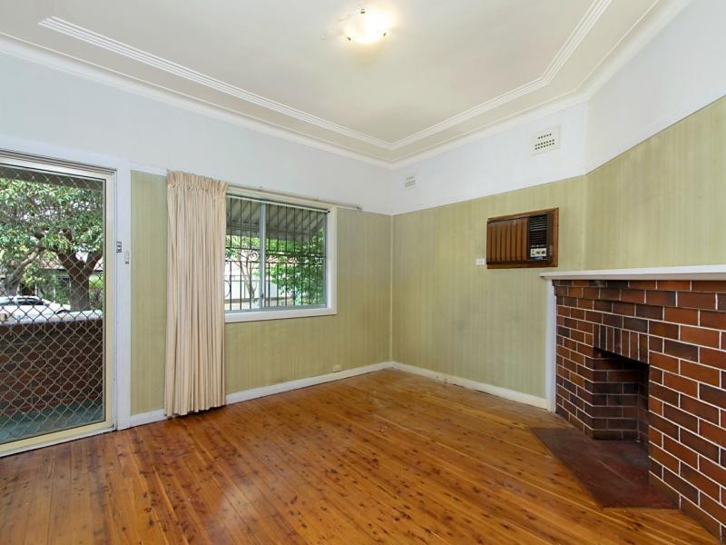 21 Beamish Avenue, Northmead NSW 2152