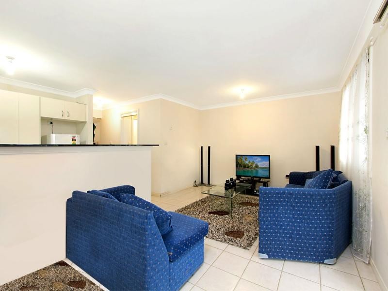 1/85 Warrimoo Drive, Quakers Hill NSW 2763