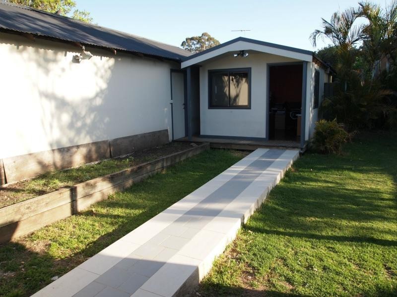 23 Fitzwilliam Road, Old Toongabbie NSW 2146