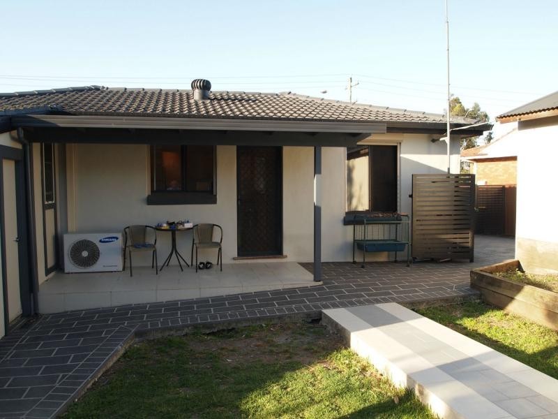 23 Fitzwilliam Road, Old Toongabbie NSW 2146