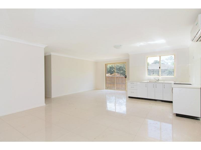 3/2 Literature Place, Blackett NSW 2770