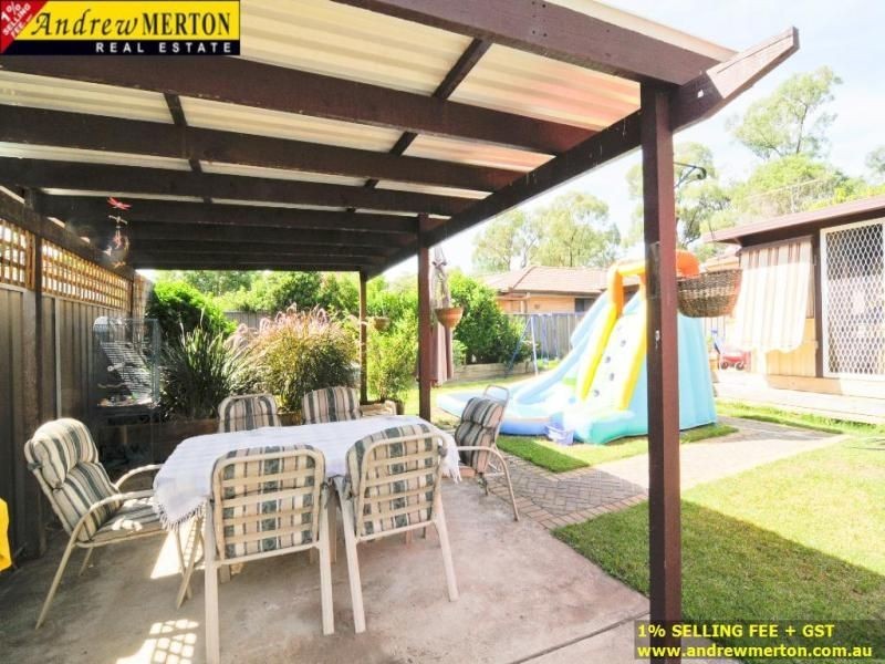 17 Fuchsia Crescent, Quakers Hill NSW 2763