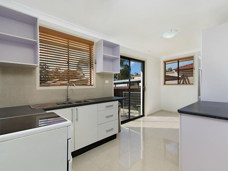 37 Alford Street, Quakers Hill NSW 2763