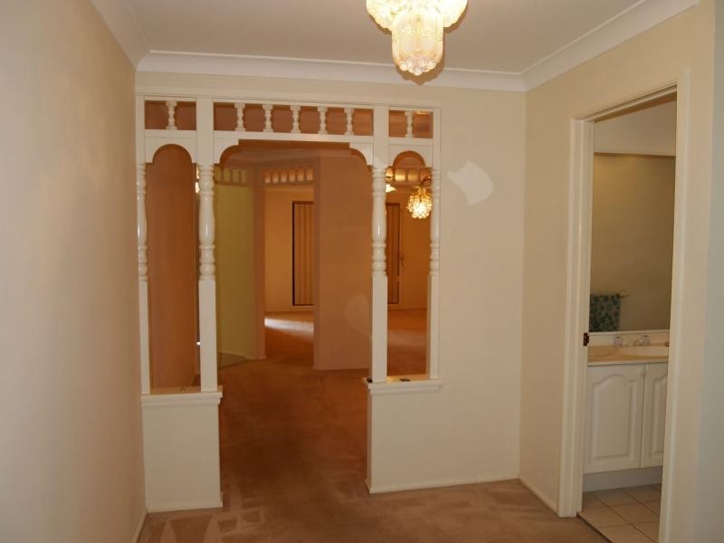 14 Burrinjuck Drive, Woodcroft NSW 2767