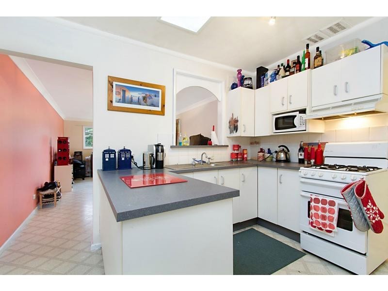 37 Robyn Street, Blacktown NSW 2148