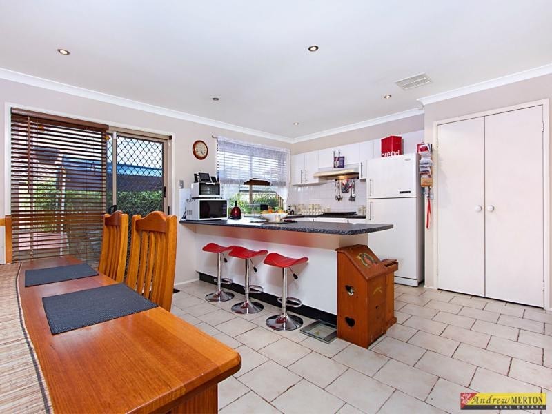 8 Bromley Grove, Parklea NSW 2768