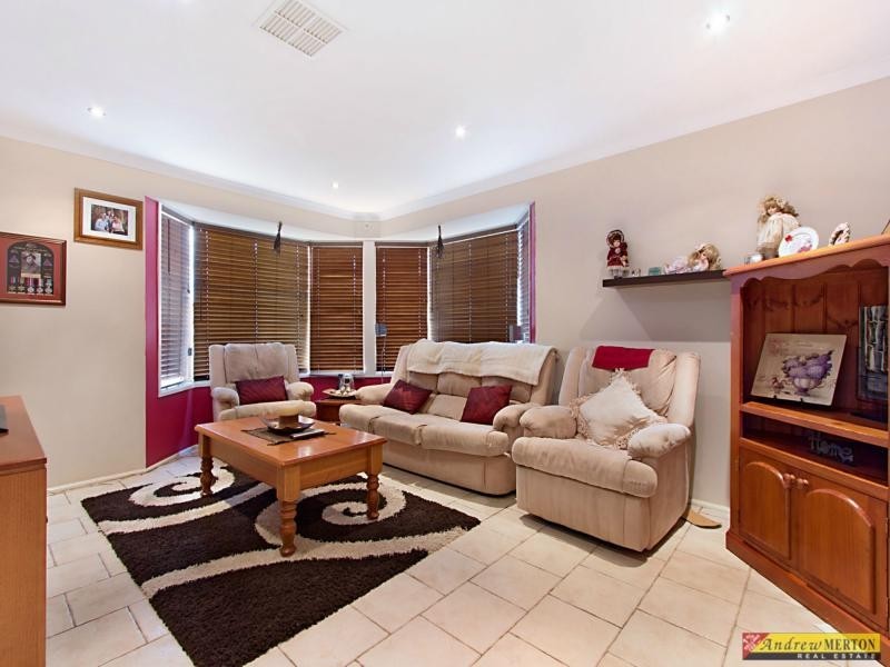 8 Bromley Grove, Parklea NSW 2768