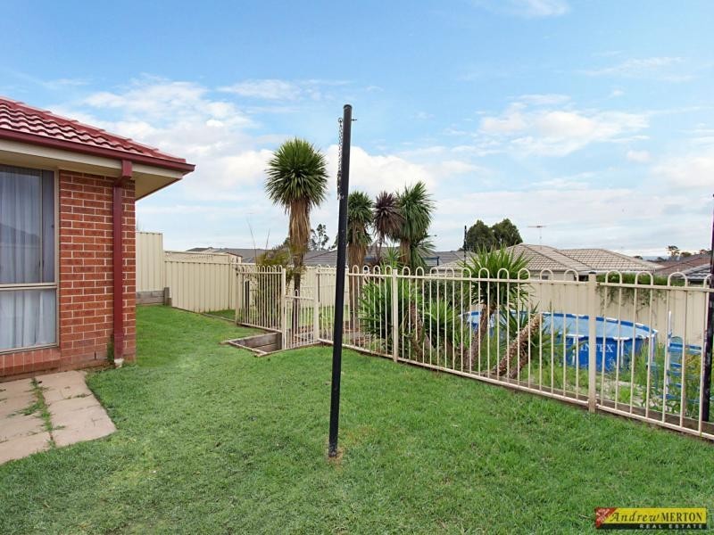8 Bromley Grove, Parklea NSW 2768