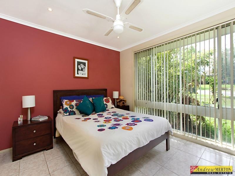 37 Amazon Place, St Clair NSW 2759