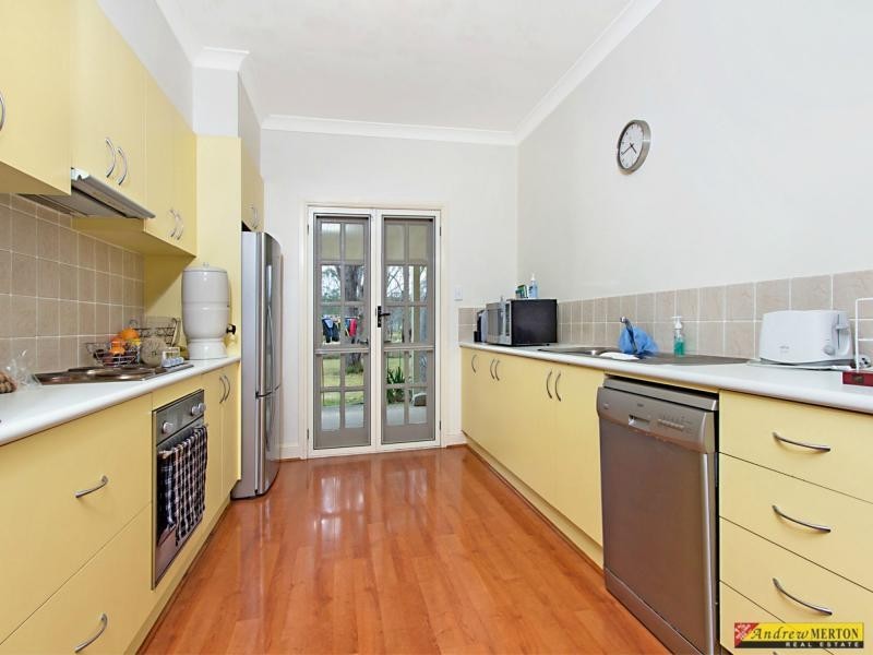 4 Treedale Drive, Oakville NSW 2765