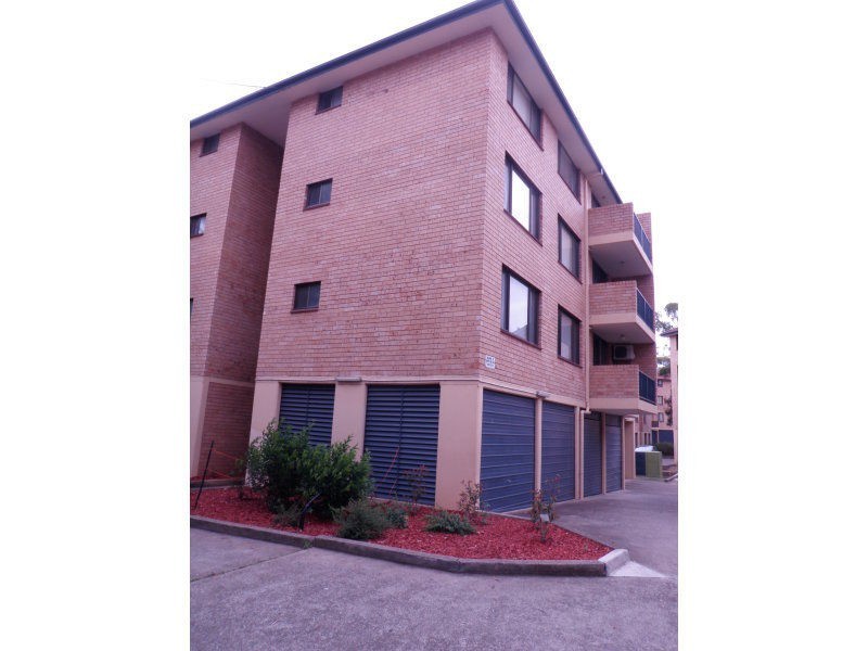 Unit 20/7 Griffiths Street, Blacktown NSW 2148