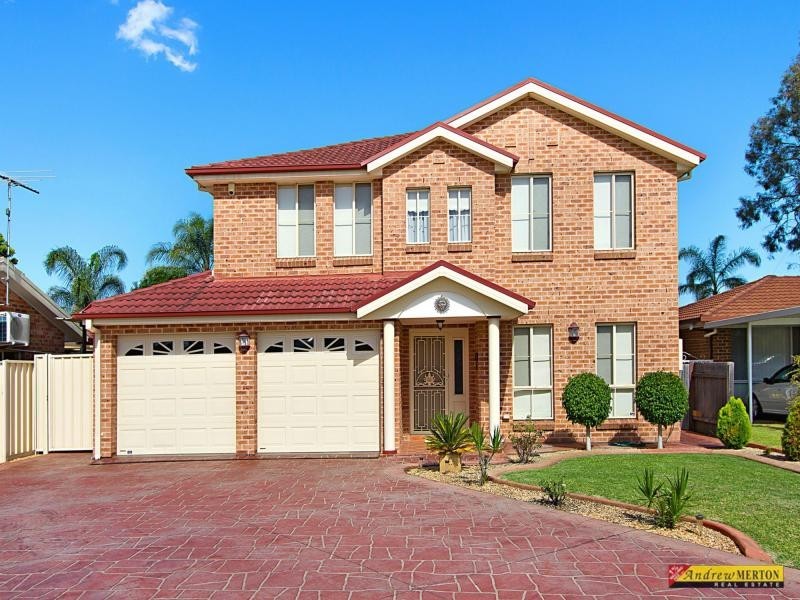 9 Kalindi Place, St Clair NSW 2759