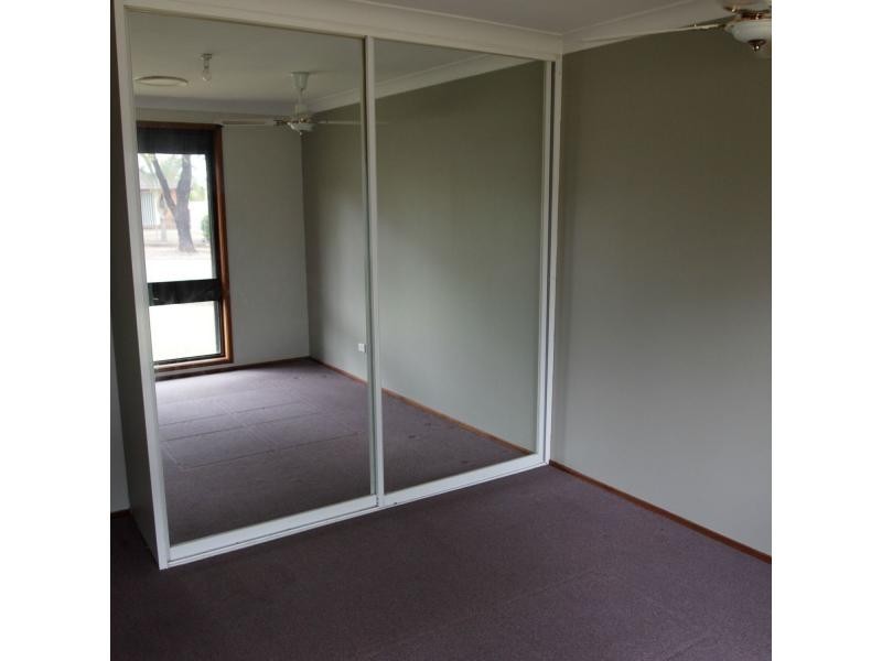 95 Warrimoo Drive, Quakers Hill NSW 2763