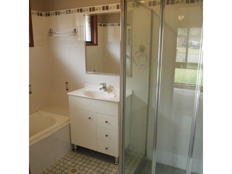 95 Warrimoo Drive, Quakers Hill NSW 2763