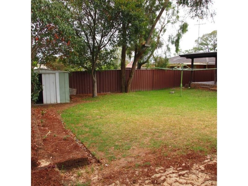 95 Warrimoo Drive, Quakers Hill NSW 2763