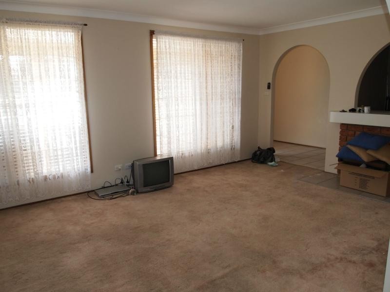 145 Cowper Circuit, Quakers Hill NSW 2763