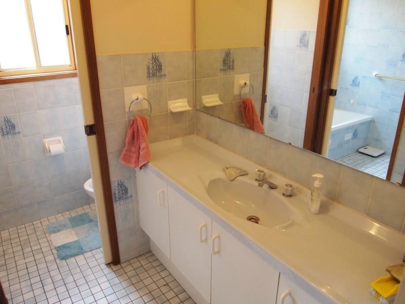 145 Cowper Circuit, Quakers Hill NSW 2763