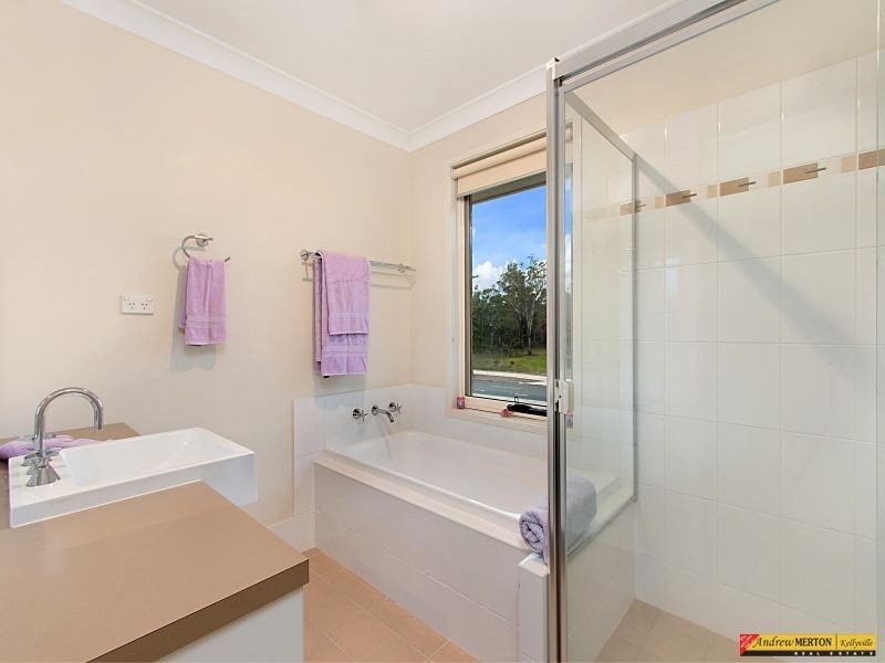 1202 Phoenix Ave, Beaumont Hills NSW 2155