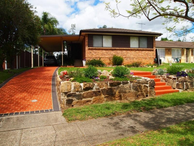 9 Picton Street, Quakers Hill NSW 2763