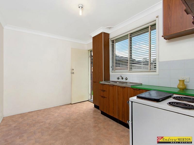 2 Ridgeway Crescent, Quakers Hill NSW 2763