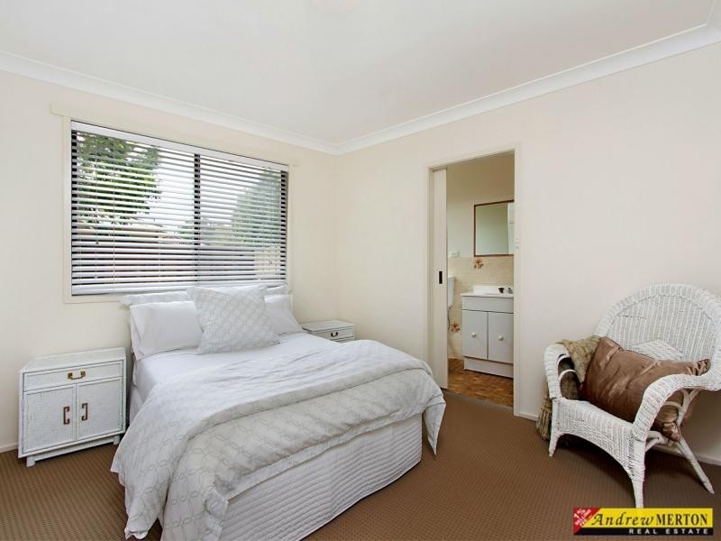 35 Dawes Avenue, Castle Hill NSW 2154