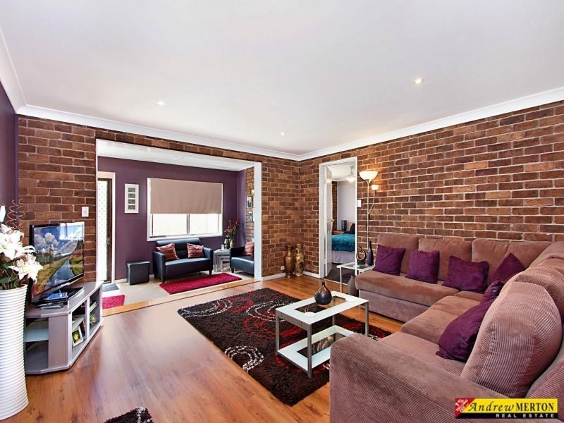 23 Ridgeway Crescent, Quakers Hill NSW 2763