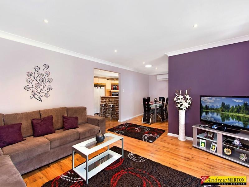 23 Ridgeway Crescent, Quakers Hill NSW 2763