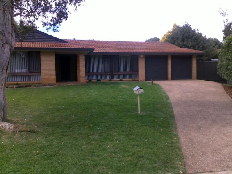 5 Rhodes Place, Kellyville NSW 2155